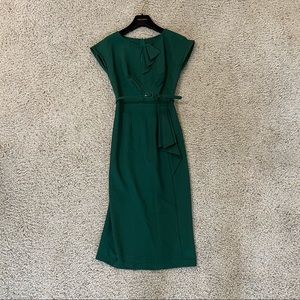 Green dress XS and belt